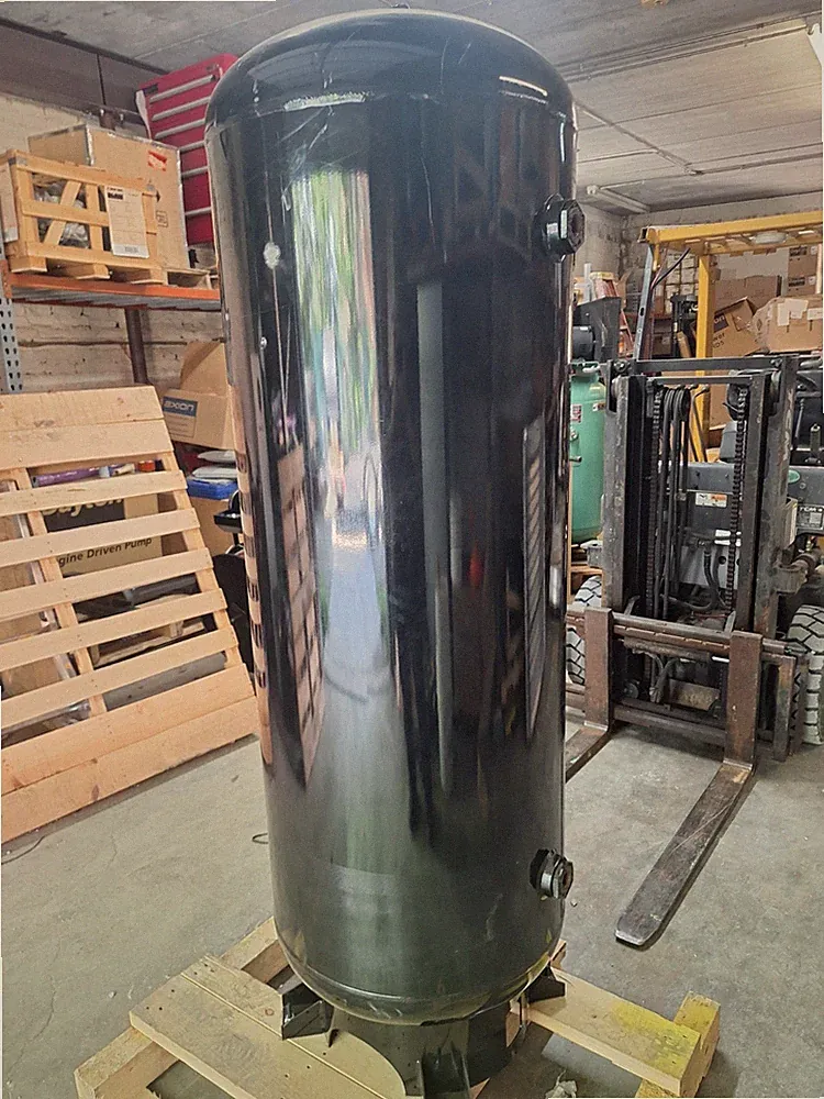 INDUSTRIAL AIR 021-0410 Air Tank, 120 Gal, 200 PSI, Vertical 415L93